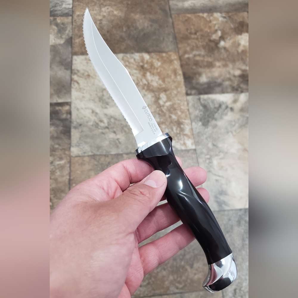 Cutco 1769 Hunting Knife with Sheath in black/classic